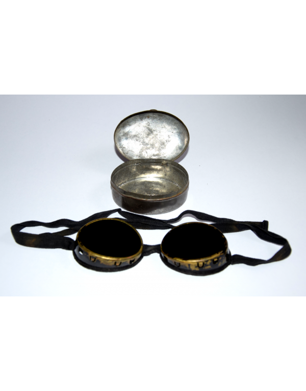 Vintage Swiss Military Alpine Goggles Vintage Swiss Military Alpine Goggles