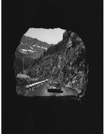 Vintage Car Photo - Porsche 356 on the Timmelsjoch Pass