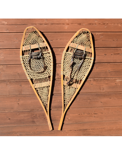 Vintage Canadian Snowshoes / Raquettes a neige Vintage / Vintage Schneeschuhe