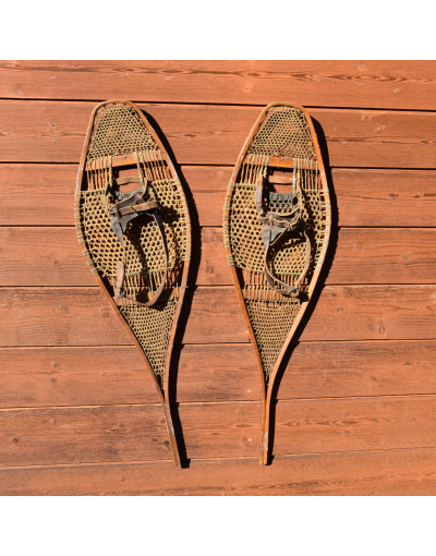 Vintage Canadian Snowshoes / Raquettes a neige Vintage / Vintage Schneeschuhe