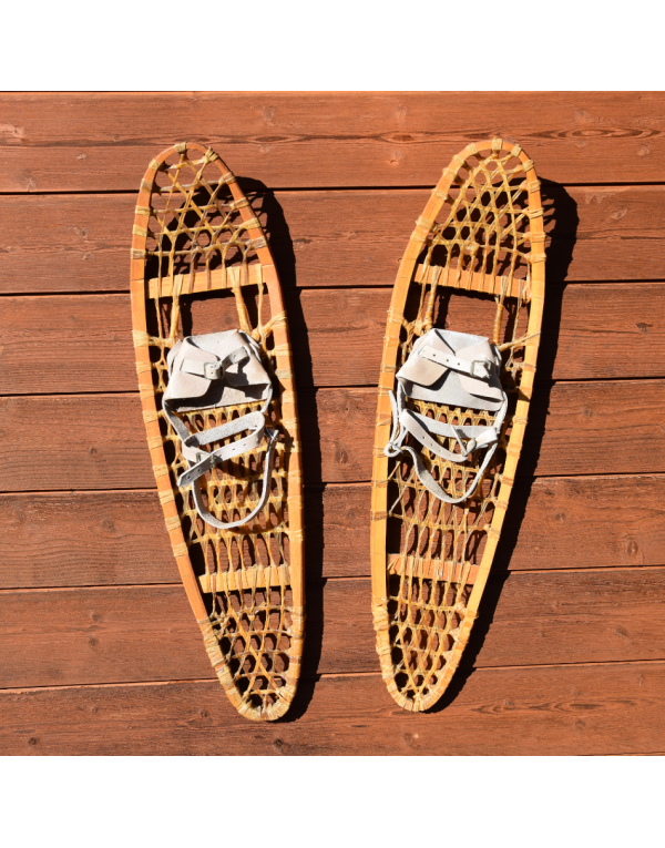 Vintage Snowshoes / Raquettes a neige Vintage / Vintage Schneeschuhe