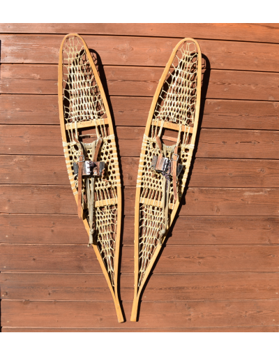 Vintage Canadian Snowshoes / Raquettes a neige Vintage / Vintage Schneeschuhe