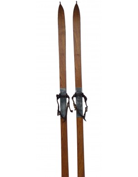Antique Skis (Switzerland)