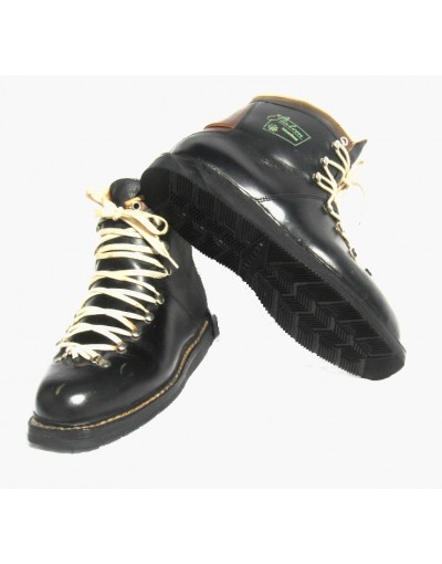 Ski Boots "Slalom International"