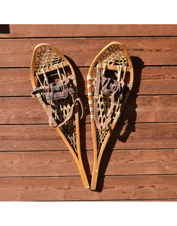Antique Child "GROS LOUIS" Huron Snowshoes Antique Child "GROS LOUIS" Huron Snowshoes