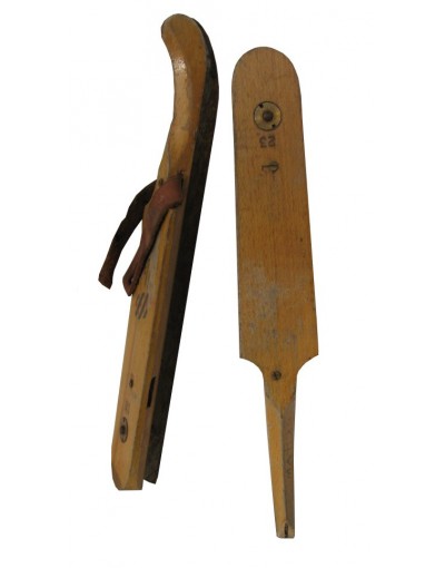 Antique Children Skates
